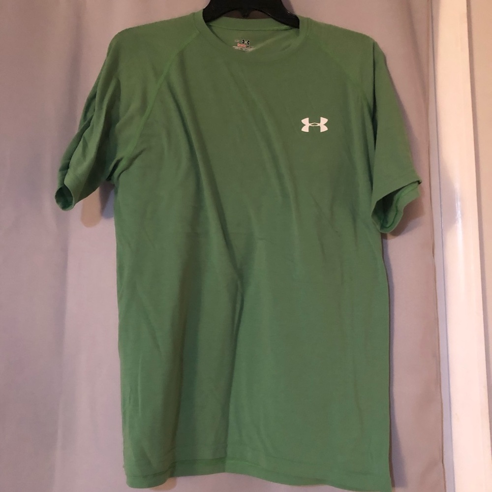 Underarmour T-shirt